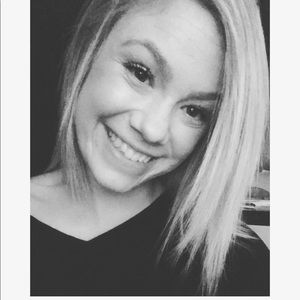 Meet your Posher, Lynzie